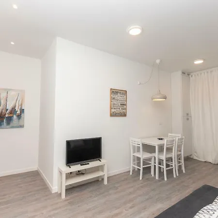 Real Italian Estate - Sails & Sweet Dreams * Gênes