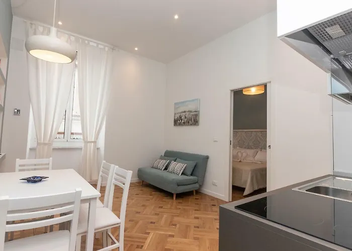 Real Italian Estate - Sails & Sweet Dreams Apartment